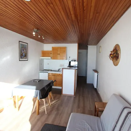Pour 4 Personnes Au Pied Des Pistes A *